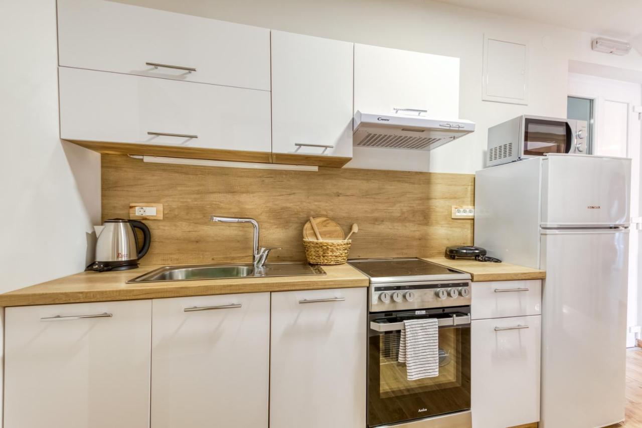 Apartmani Leptir Раковица Экстерьер фото