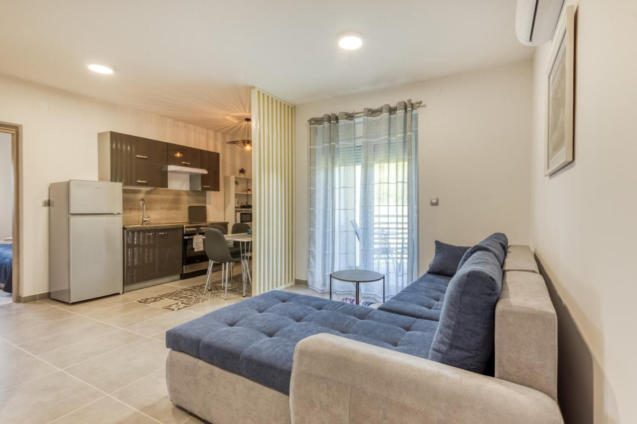 Apartmani Leptir Раковица Экстерьер фото