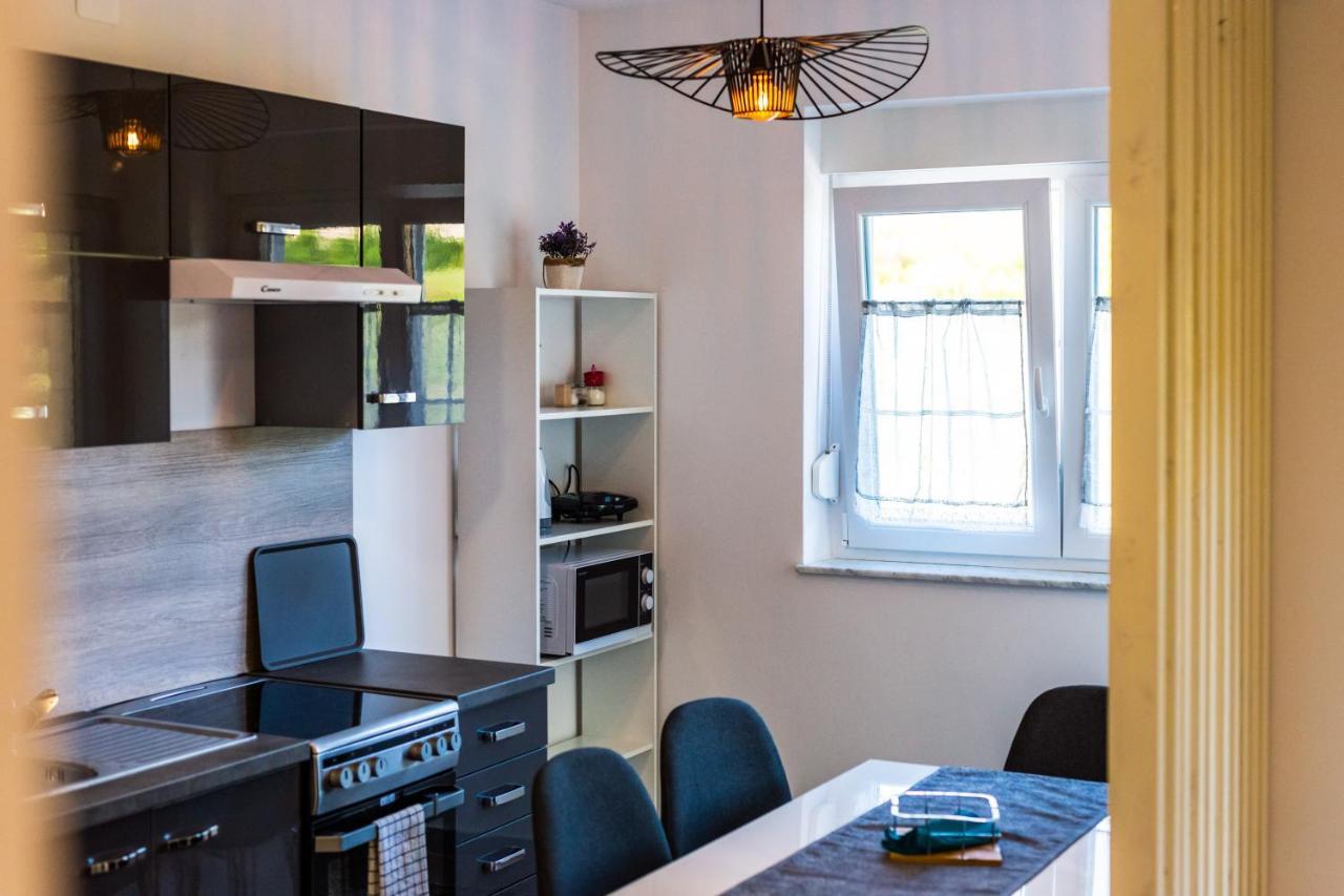 Apartmani Leptir Раковица Экстерьер фото