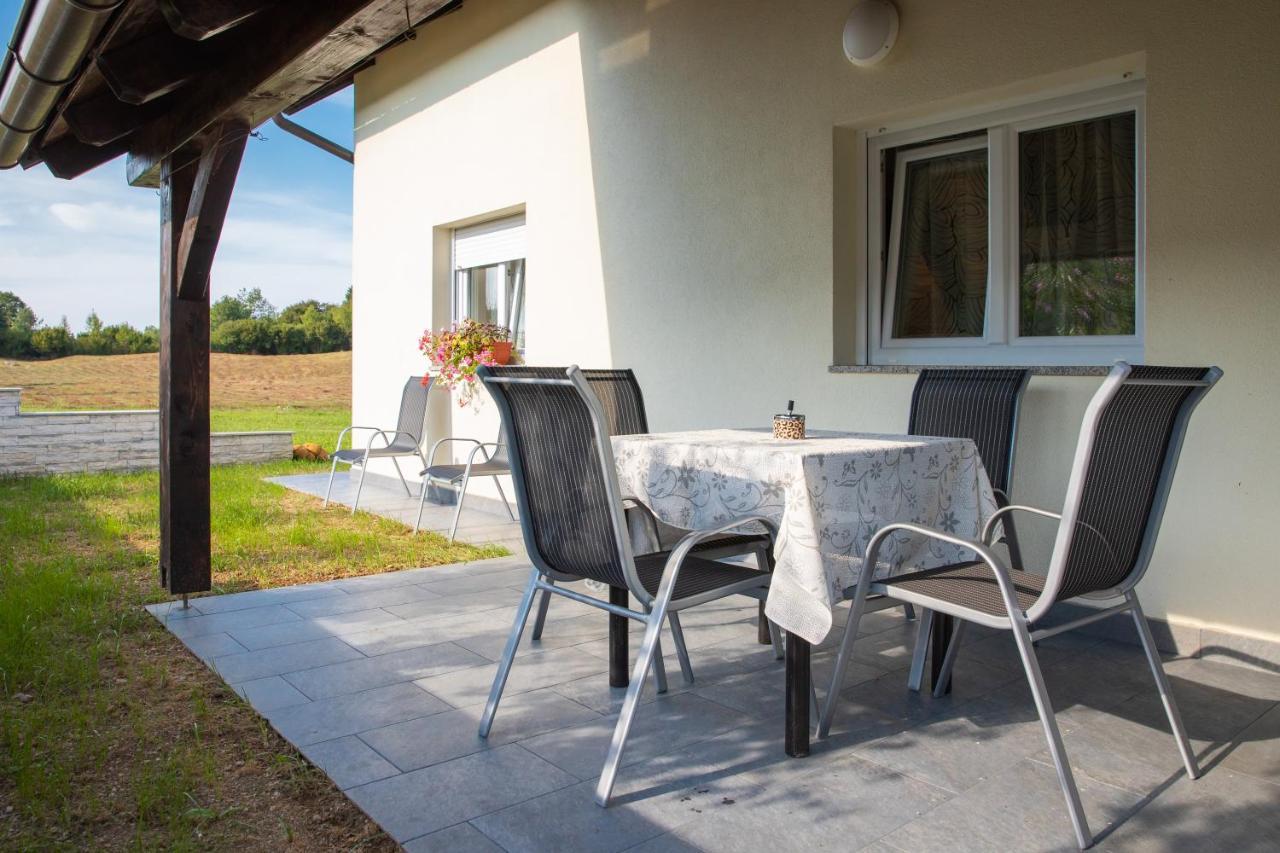 Apartmani Leptir Раковица Экстерьер фото