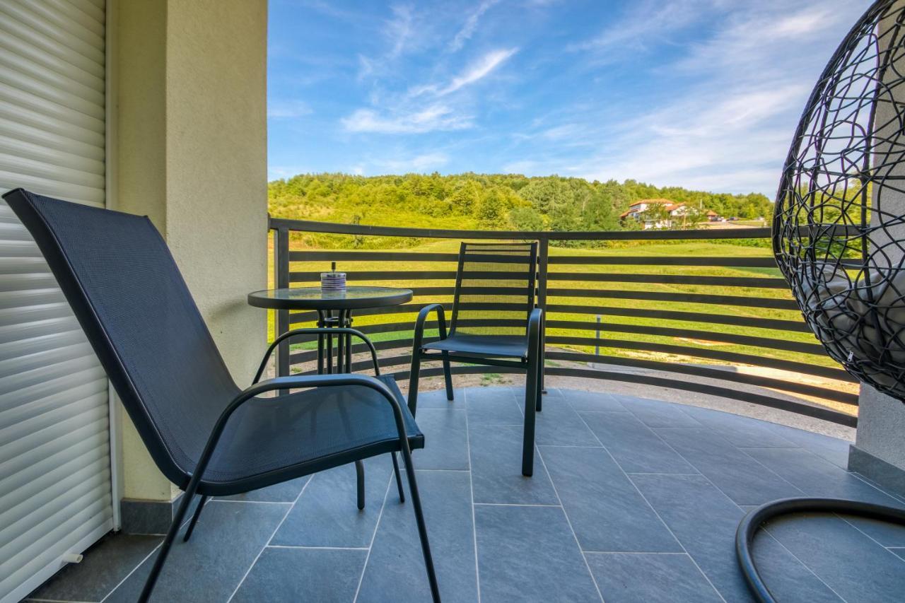 Apartmani Leptir Раковица Экстерьер фото