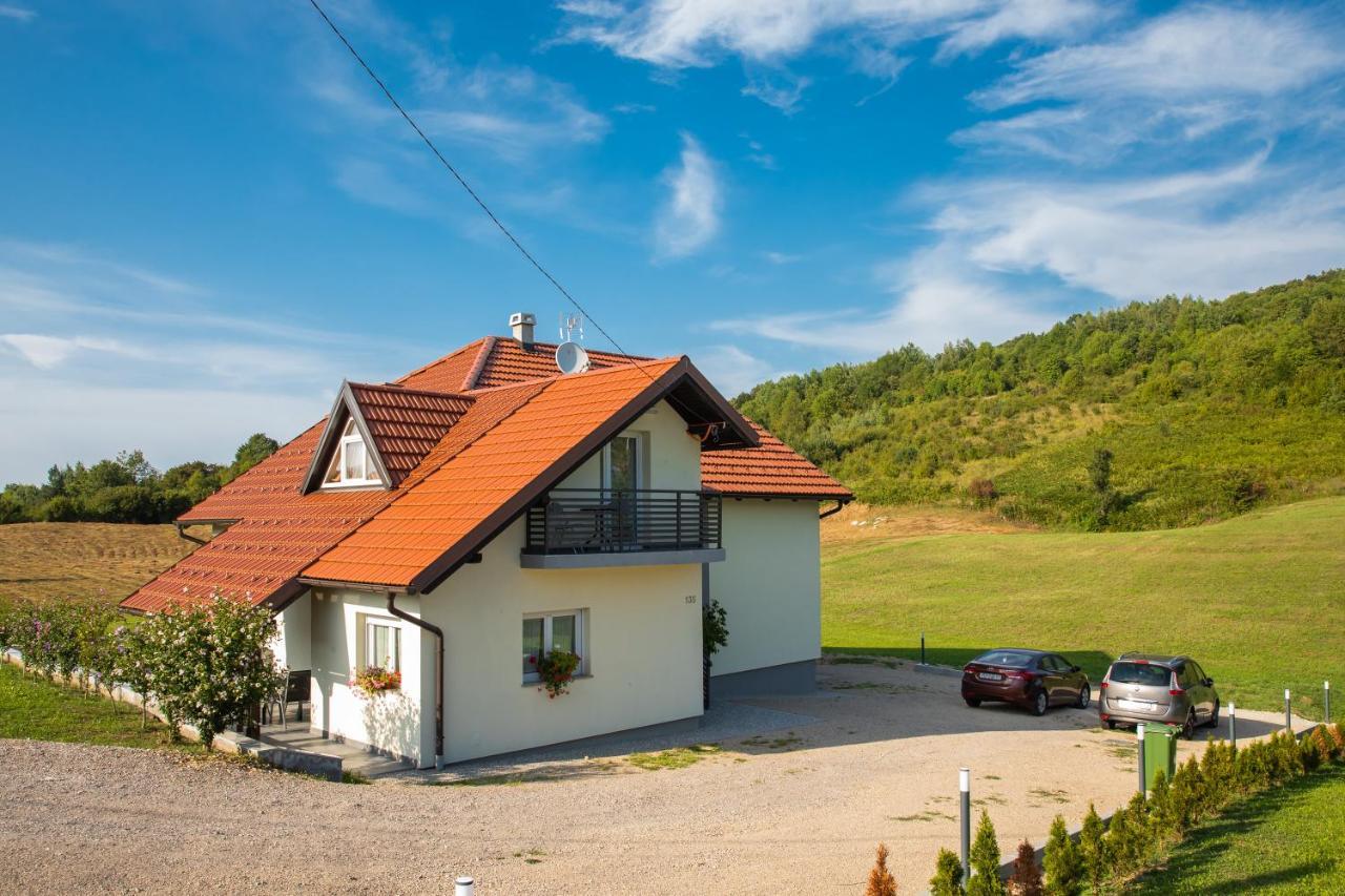 Apartmani Leptir Раковица Экстерьер фото