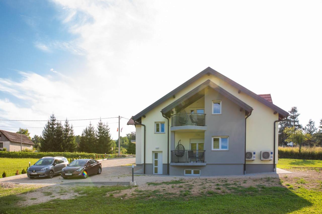Apartmani Leptir Раковица Экстерьер фото