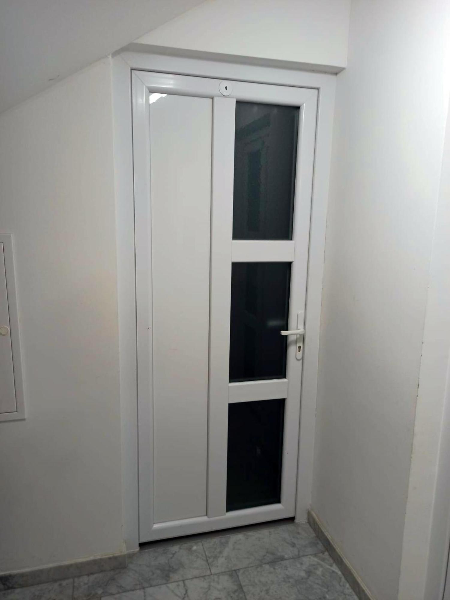 Apartmani Leptir Раковица Экстерьер фото